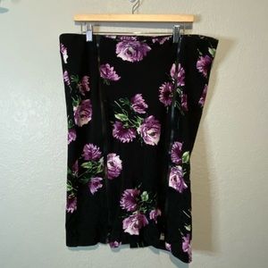 Torrid Floral Double Zipper Pencil Skirt